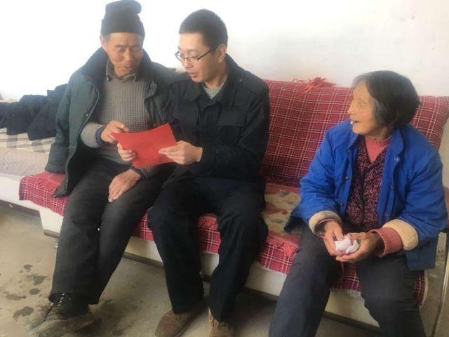 西安城市观光车龙年主题新车上线
